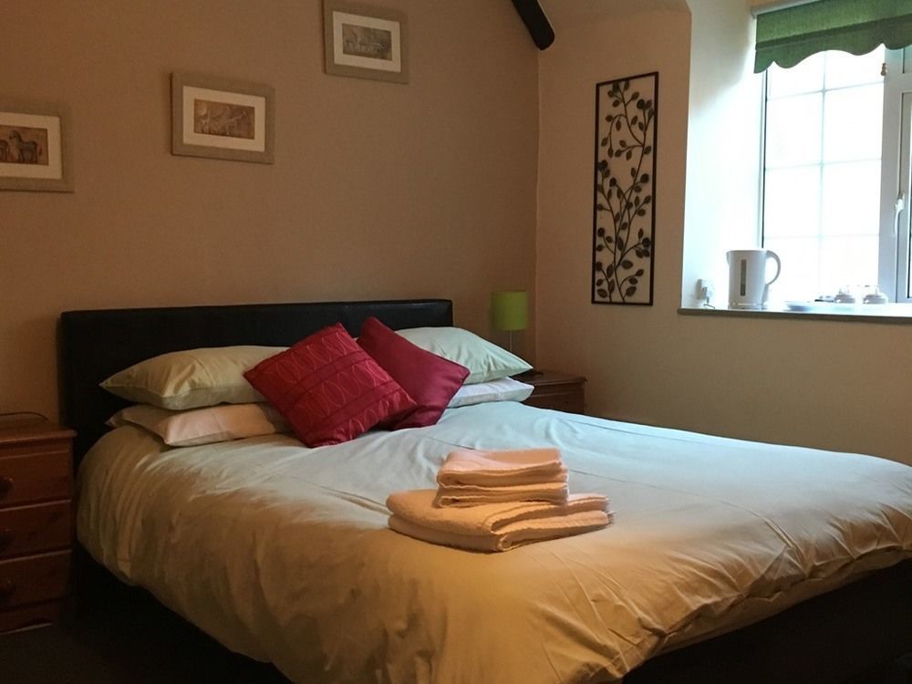Chestnut Bed And Breakfast Bourton-on-the-Water Εξωτερικό φωτογραφία